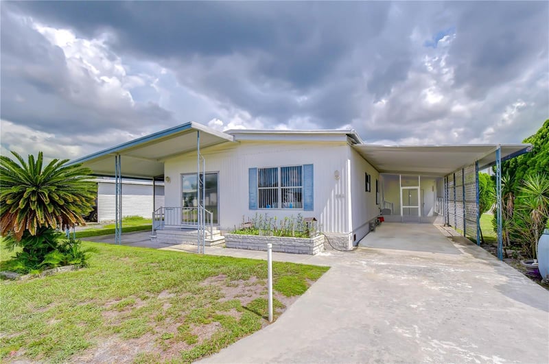 35144 Ada Ave, Zephyrhills, FL 33541