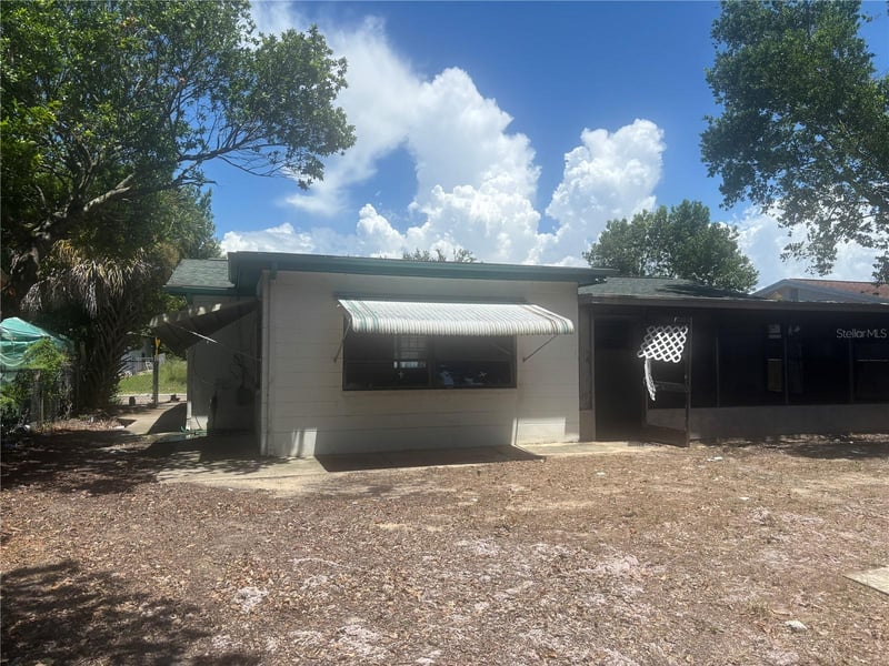 8648 Fox Hollow Dr, Port Richey, FL 34668