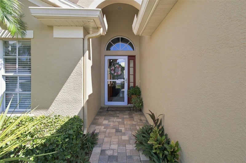 23737 Estero Ct, Land O Lakes, FL 34639