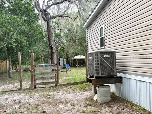 9825 Leguna St, New Port Richey, FL 34654