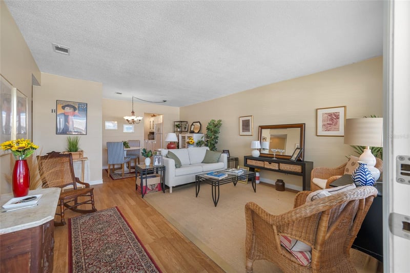 5217 81st St N #16, St Petersburg, FL 33709