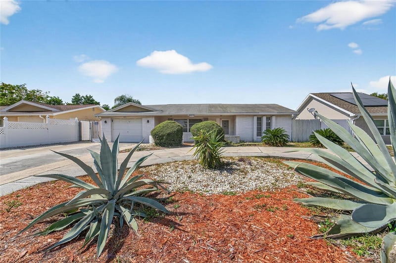 10841 Piccadilly Rd, Port Richey, FL 34668