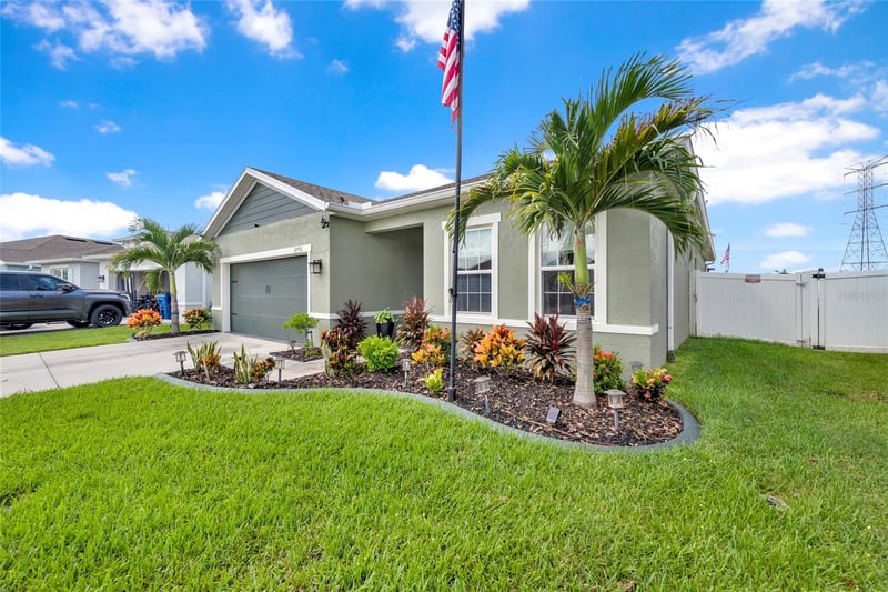 8792 Prairie Creek Dr, New Port Richey, FL 34655
