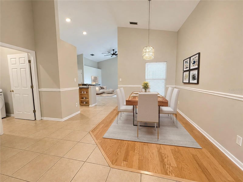 1430 Monte Lake Dr, Valrico, FL 33596