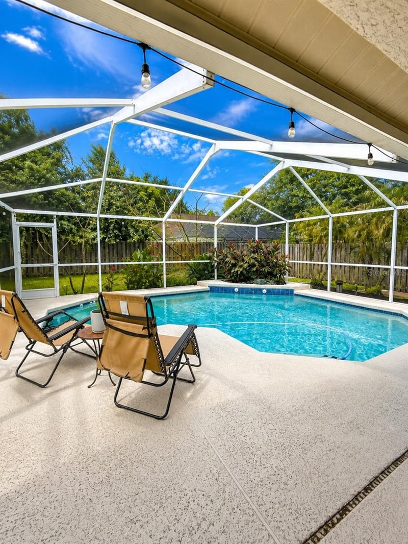 16804 Sheffield Park Dr, Lutz, FL 33549