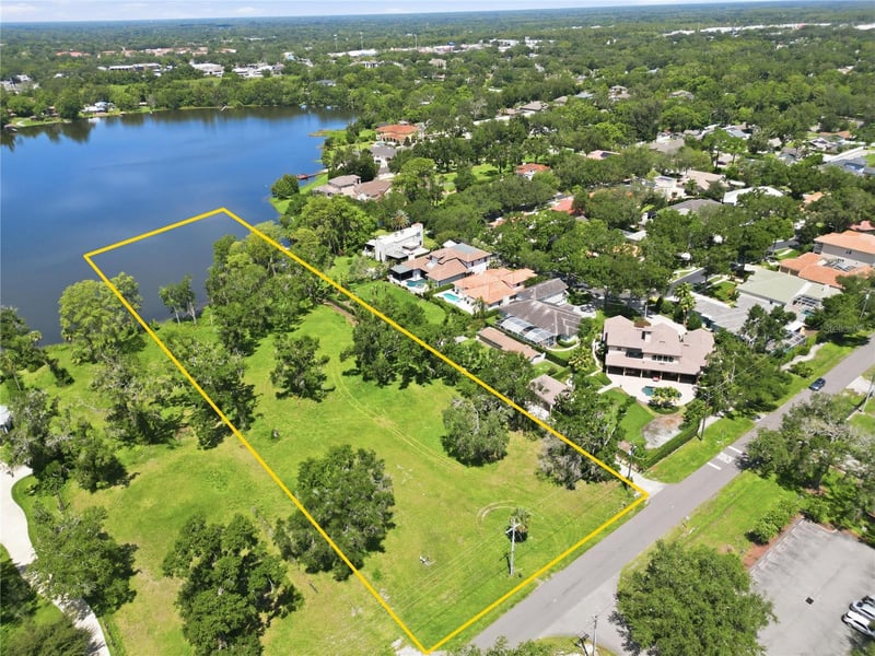 13416 N Lincoln Ave, Tampa, FL 33618