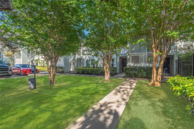 5440 S Macdill Ave #3C, Tampa, FL 33611