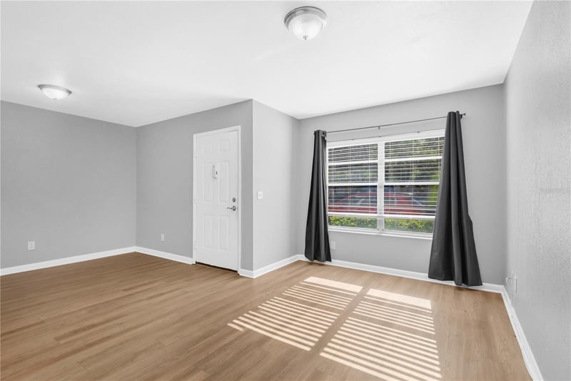 5440 S Macdill Ave #3C, Tampa, FL 33611