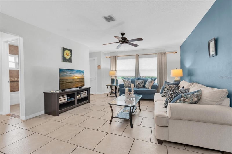 7030 Versailles N, Pinellas Park, FL 33781