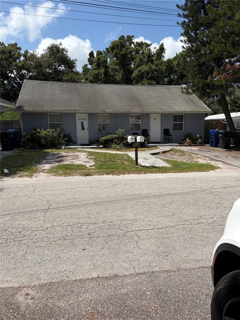 905 Beverly Ave, Largo, FL 33770