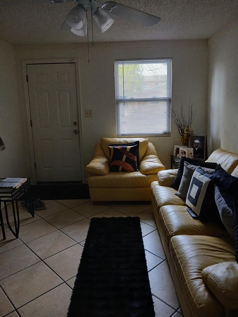 905 Beverly Ave, Largo, FL 33770