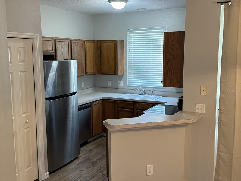 12280 Country White Cir, Tampa, FL 33635
