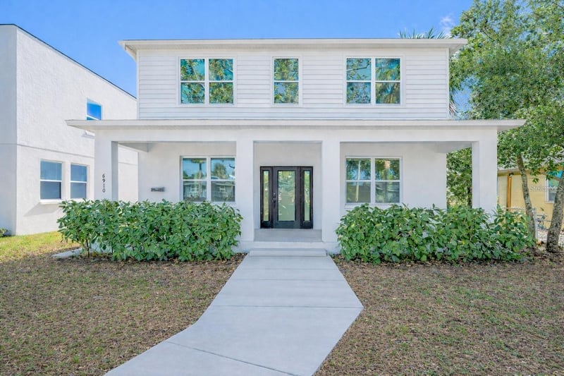 6910 Dartmouth Ave N, St Petersburg, FL 33710