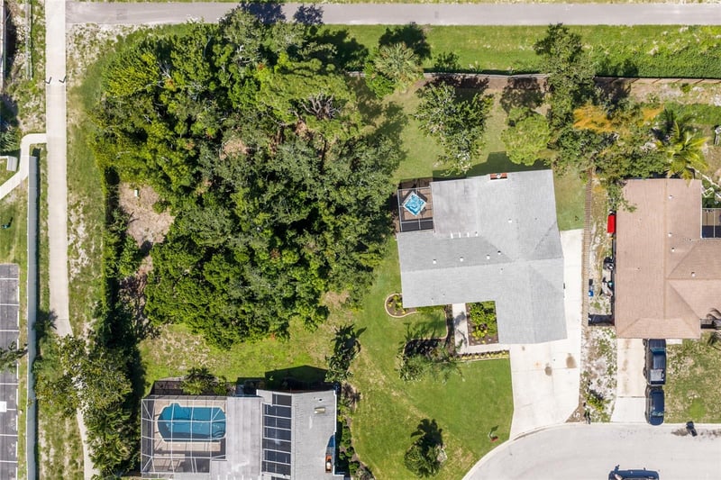 108 70th St NW, Bradenton, FL 34209