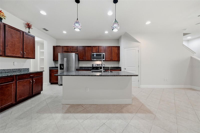 11752 Cambium Crown Dr, Riverview, FL 33569