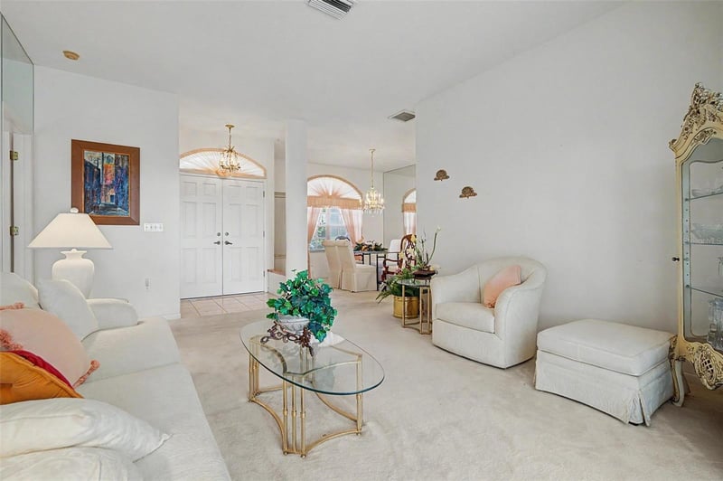 2807 Resnik Cir W, Palm Harbor, FL 34683