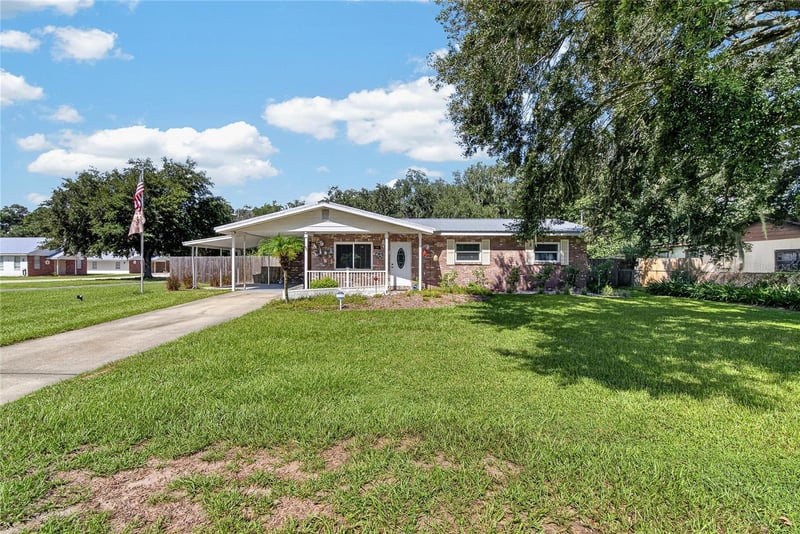 2801 Blain Acres Rd, Plant City, FL 33563