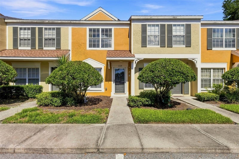 1339 Costa Mesa Dr, Wesley Chapel, FL 33543