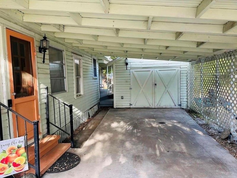 1121 Orange Ave, Dunedin, FL 34698
