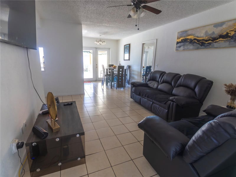 4718 Eldorado Dr, Tampa, FL 33615