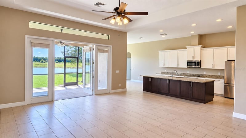 10619 Mistflower Ln, Tampa, FL 33647