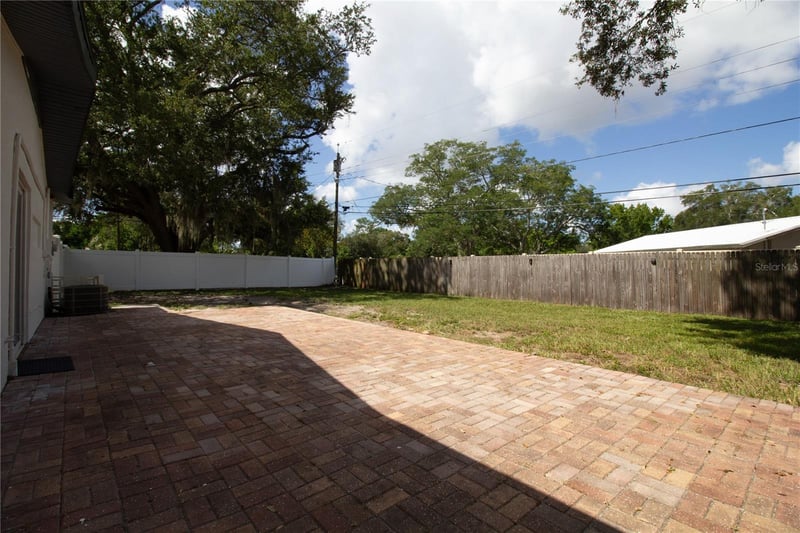 2720 State Road 590, Clearwater, FL 33759