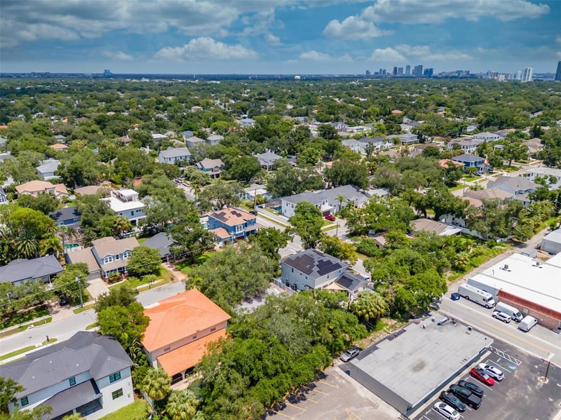 4306 W Vasconia St, Tampa, FL 33629