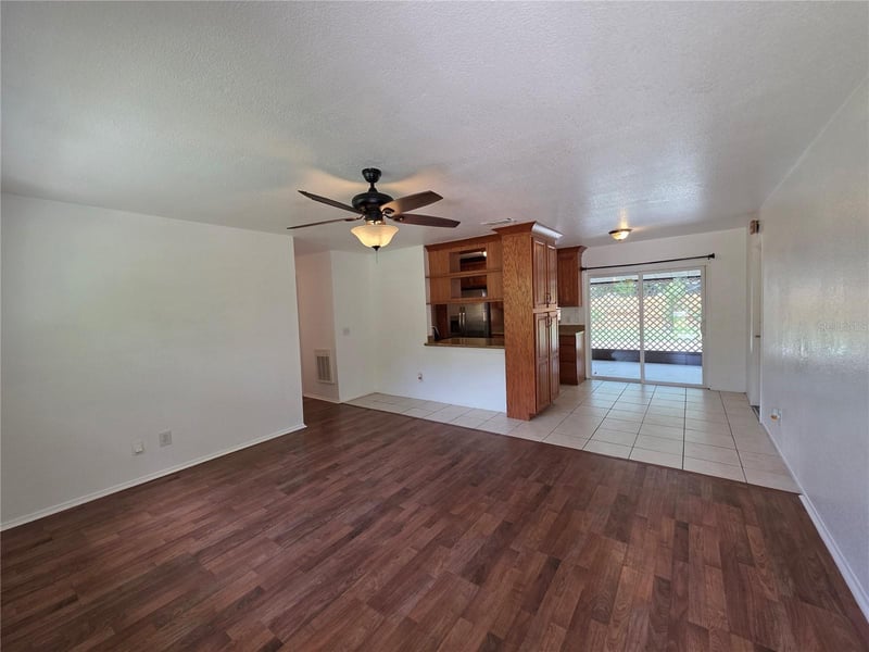 5809 Half Moon Lake Rd, Tampa, FL 33625