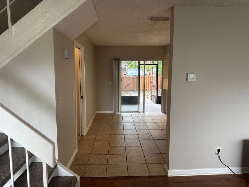 14752 Morning Dr, Lutz, FL 33559