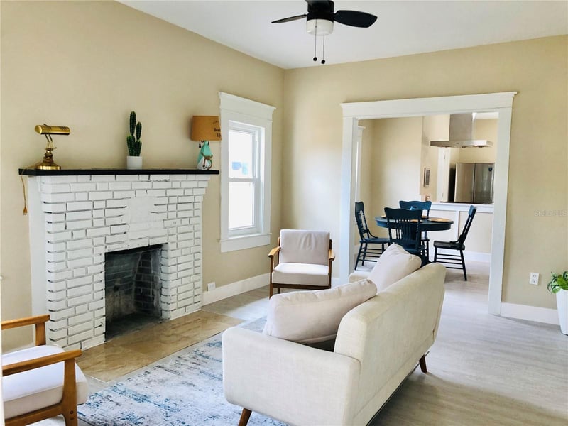 908 Vine Ave, Clearwater, FL 33755