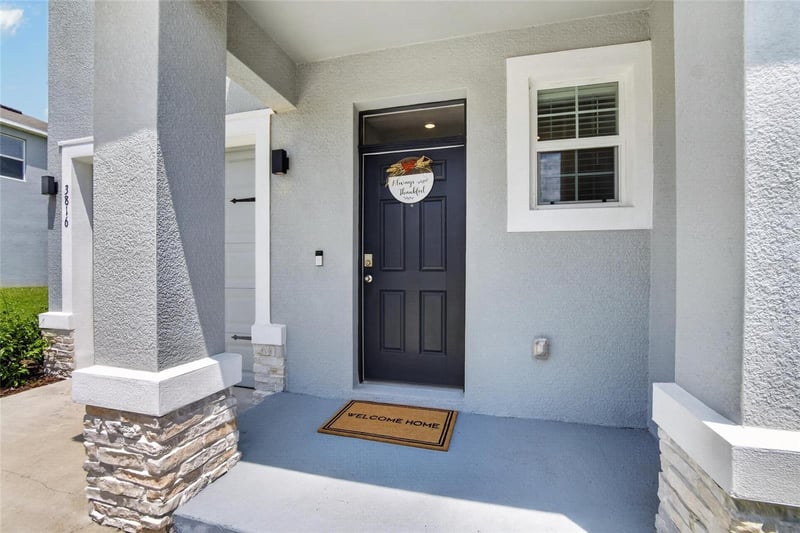 3816 Sunflower Field Pl, Plant City, FL 33565