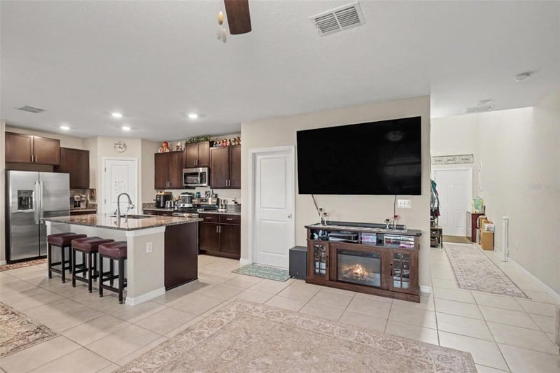 3166 Oyster Cove St, Wimauma, FL 33598