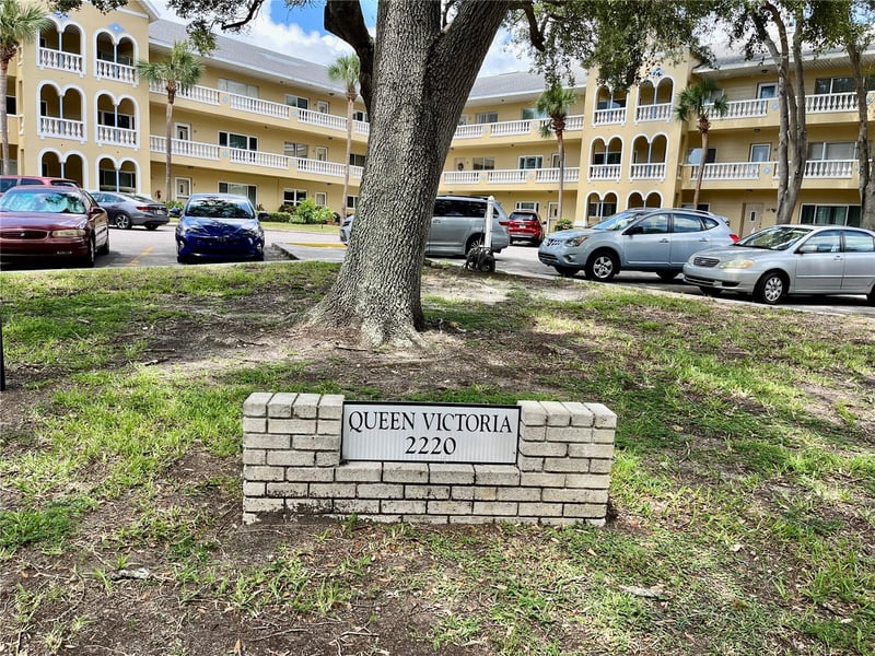 2220 Spanish Dr #60, Clearwater, FL 33763