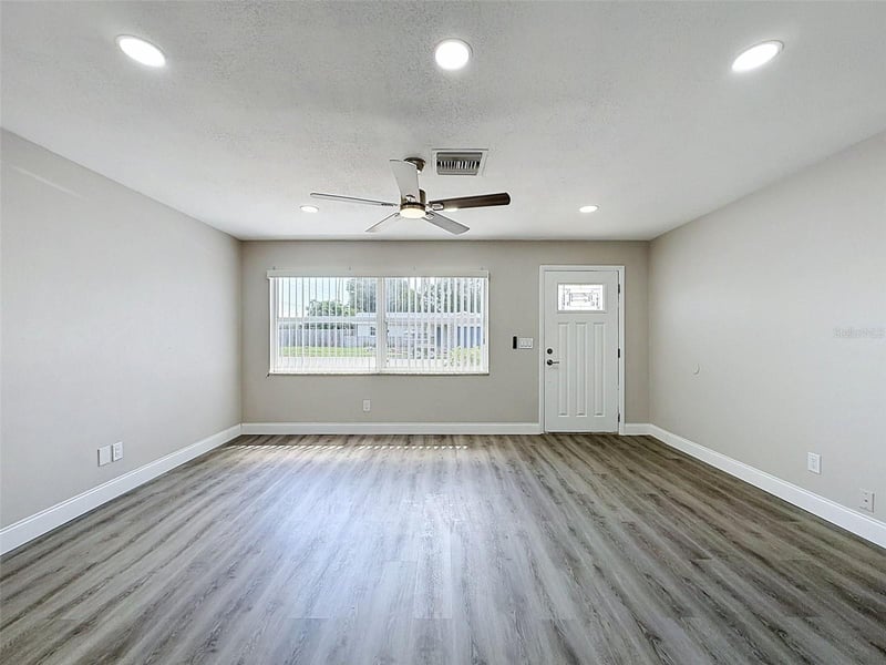 14998 Mockingbird Ln, Clearwater, FL 33760