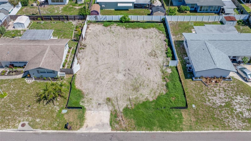 13945 Trinidad Dr, Seminole, FL 33776