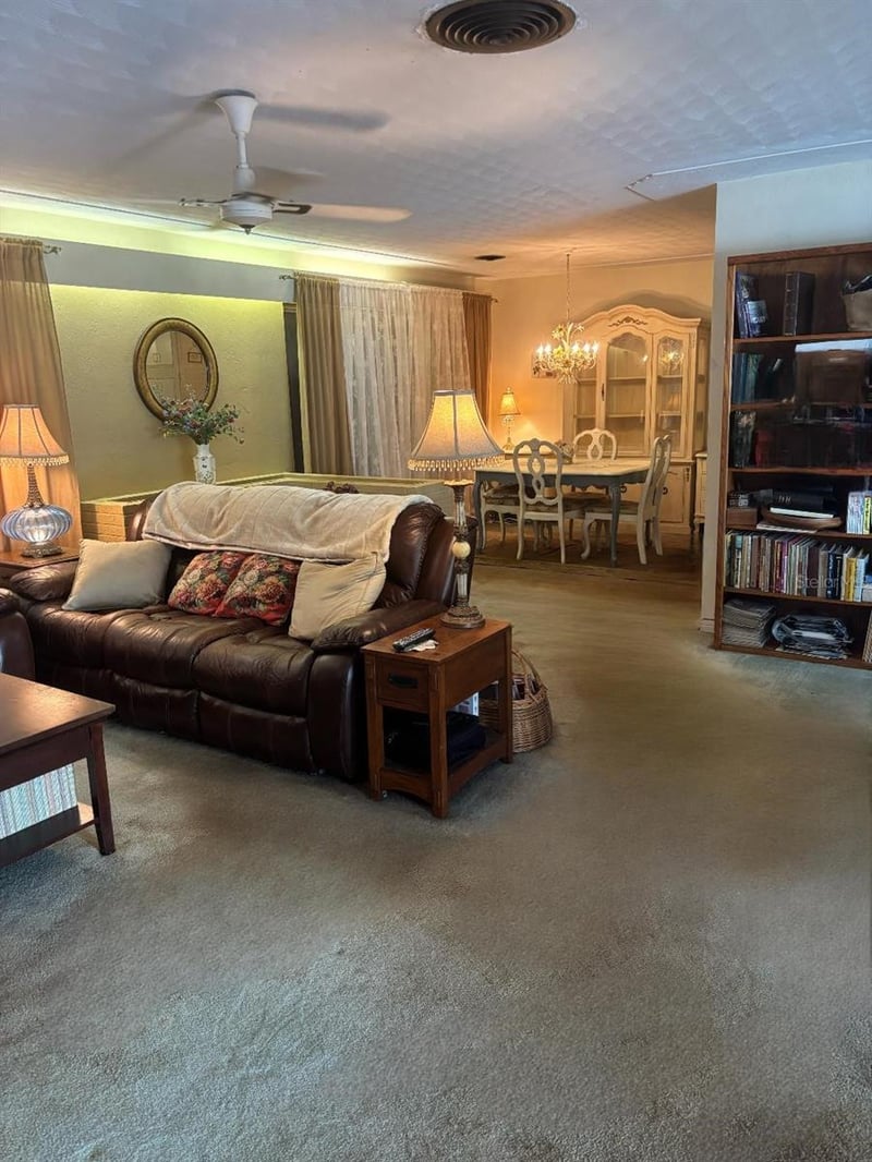 2443 66th Ter S, St Petersburg, FL 33712