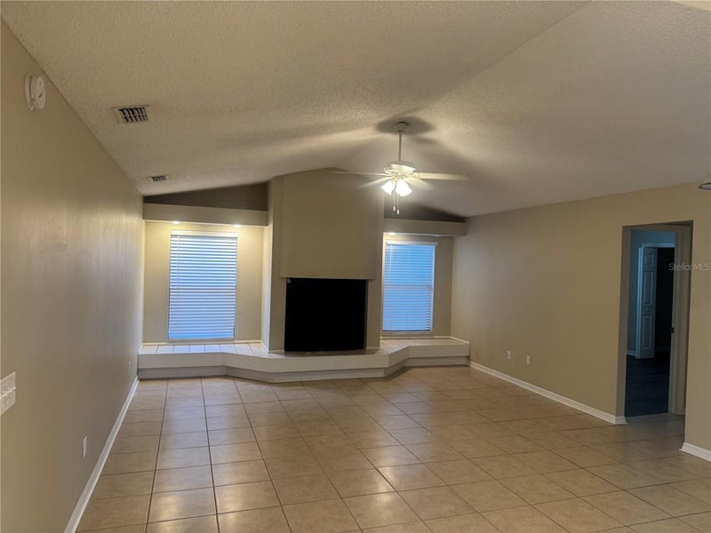 2537 Arborwood Dr, Valrico, FL 33596