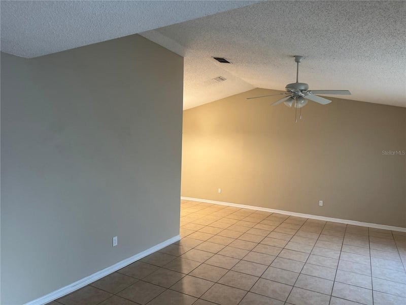 2537 Arborwood Dr, Valrico, FL 33596