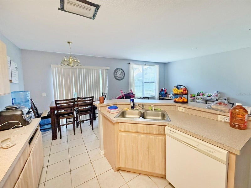 6225 Olivedale Dr, Riverview, FL 33578
