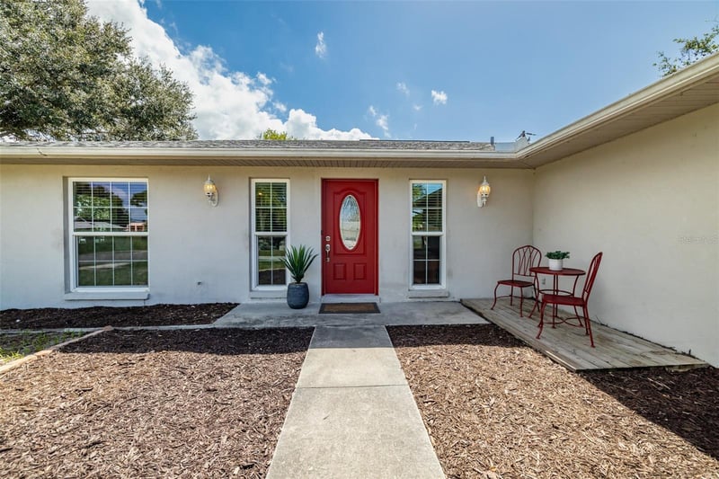 6711 Conetta Dr, Sarasota, FL 34243