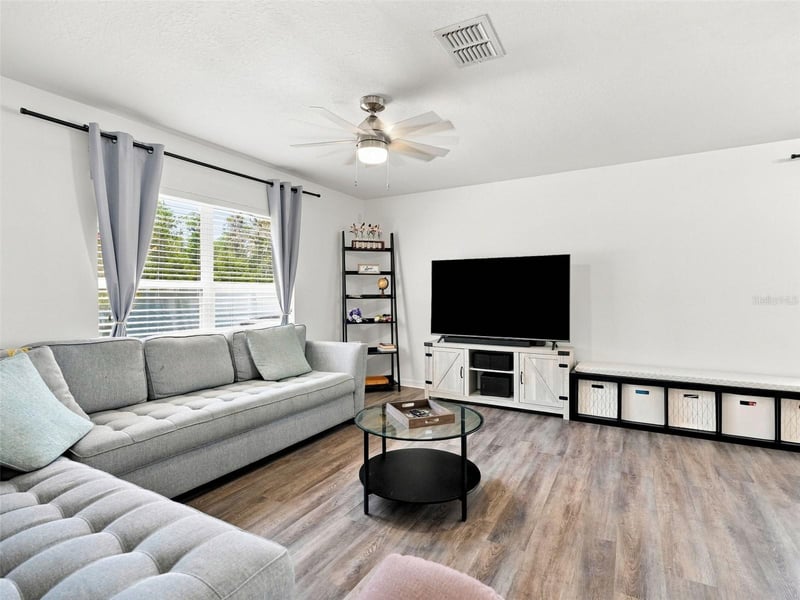12607 Chenwood Ave, Hudson, FL 34669