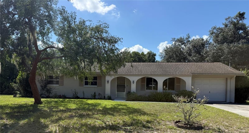 12215 Orchid Ln, Thonotosassa, FL 33592