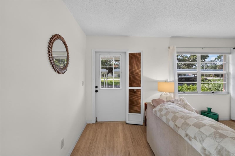 401 De Grasse Pl #21, Sun City Center, FL 33573