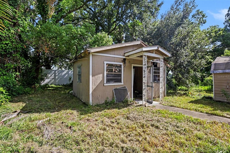 2603 W Henry Ave, Tampa, FL 33614