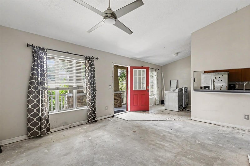 2603 W Henry Ave, Tampa, FL 33614