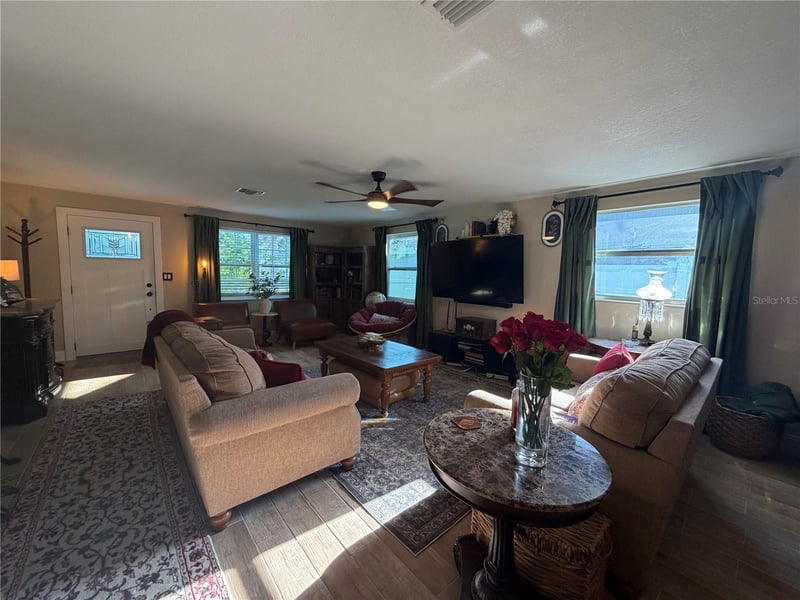 4241 66th Ave N, Pinellas Park, FL 33781
