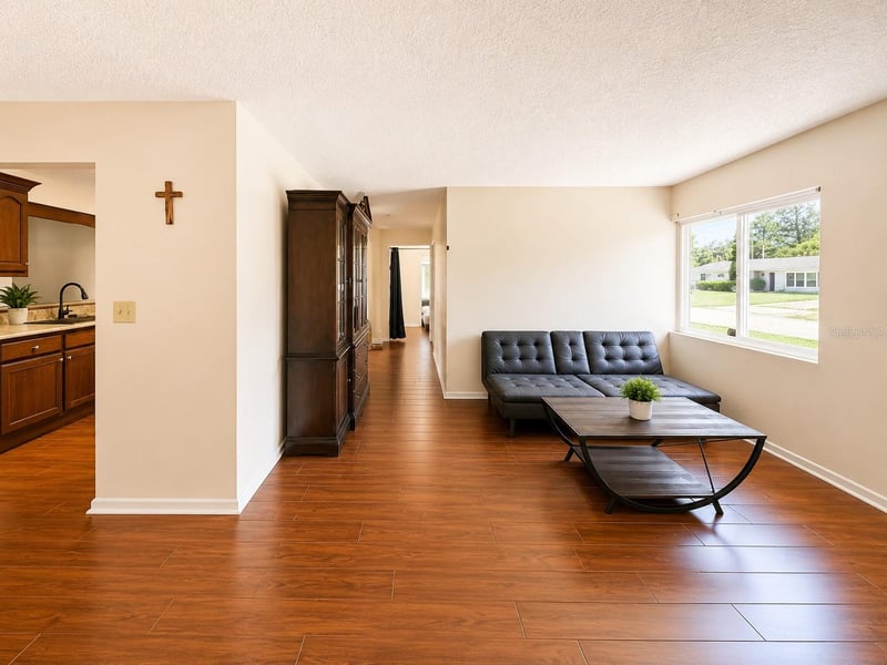 934 Hillwood Dr, Dunedin, FL 34698