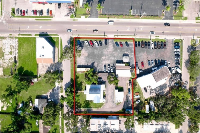 1827 9th St W, Bradenton, FL 34205