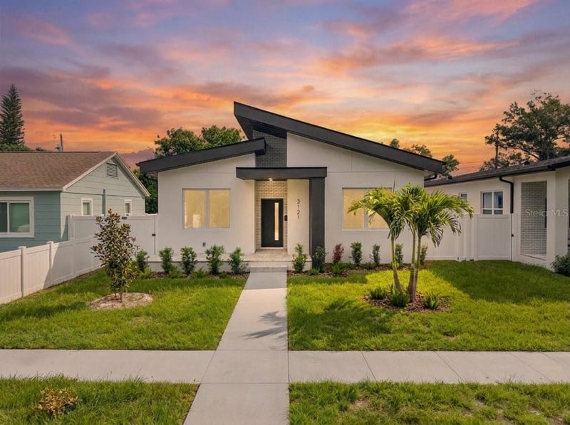 3121 Queen St N, St Petersburg, FL 33713