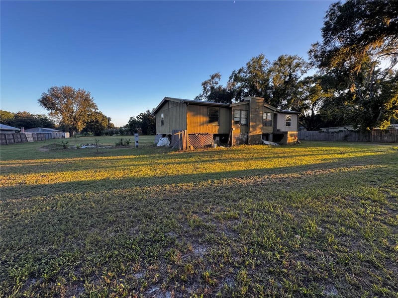 33346 Arthur Dr, Wesley Chapel, FL 33543